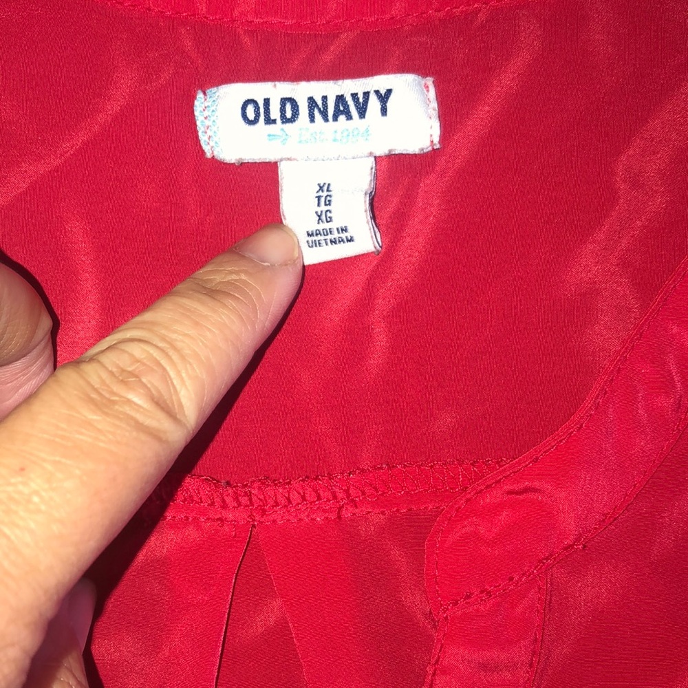 Red silky blouse - Picture 3 of 5